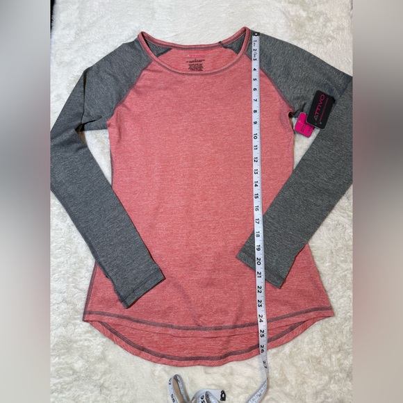NWT ATTIVO performance activewear size small red & gray - Picture 5 of 6